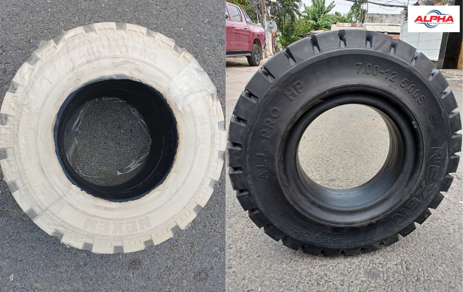 sự khác biệt giữa lốp xe nâng màu trắng và màu đen